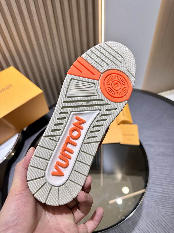 lwe sneaker