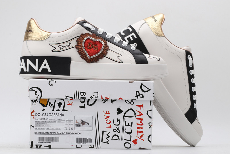 dg sneaker