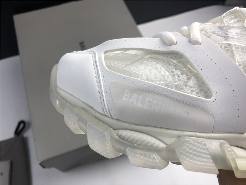 Ba*len*cia*ga track all white