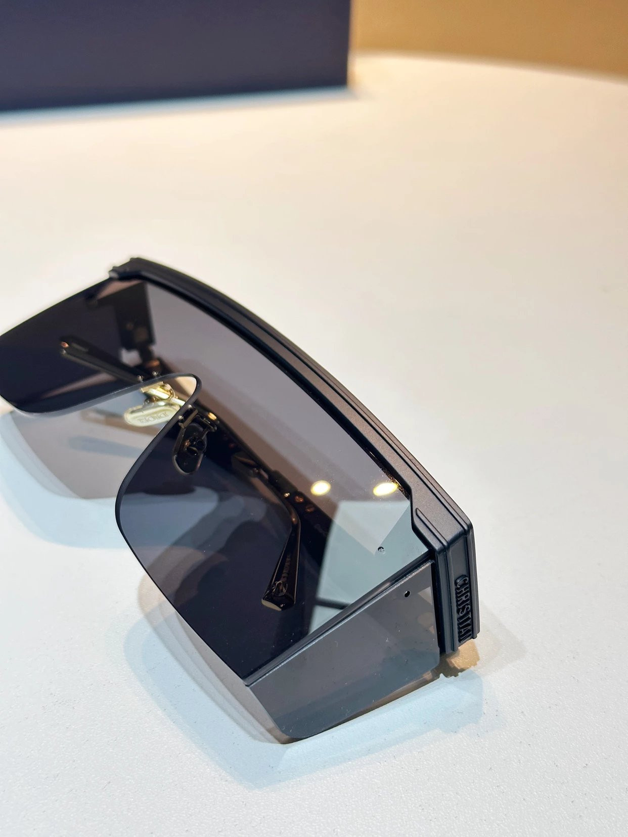 dio2 sunglasses