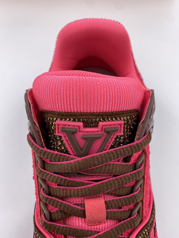 lwe sneaker