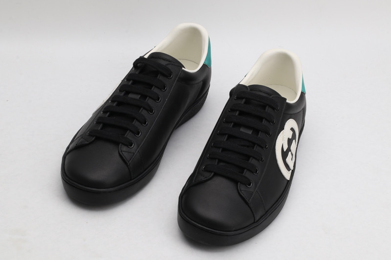 G*u*i sneaker