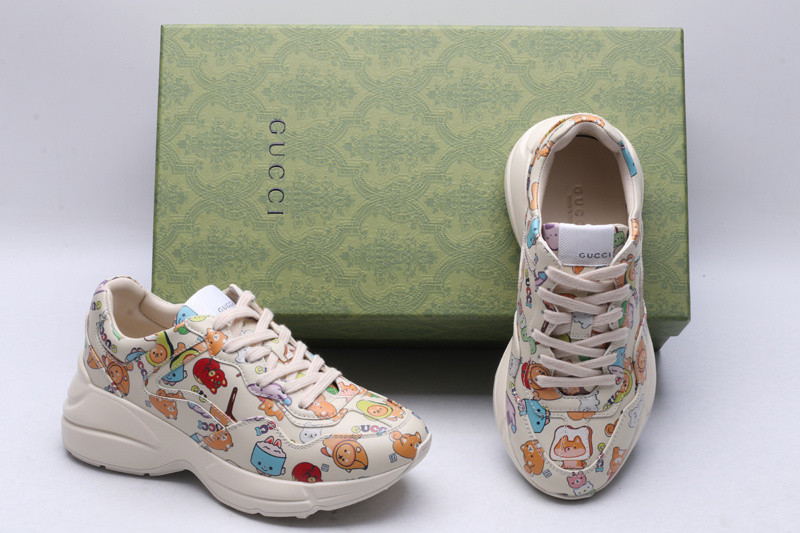 G*u*i sneaker