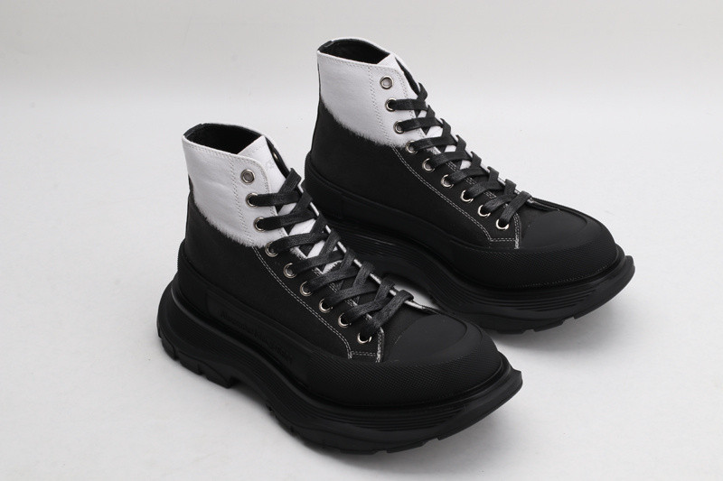 alex mcq tread slick boot in white & black