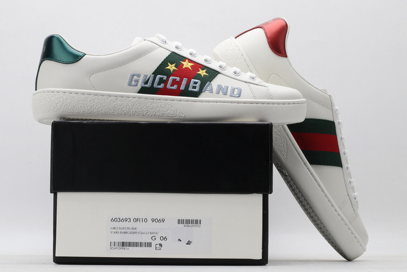 G*u*i low-top sneaker