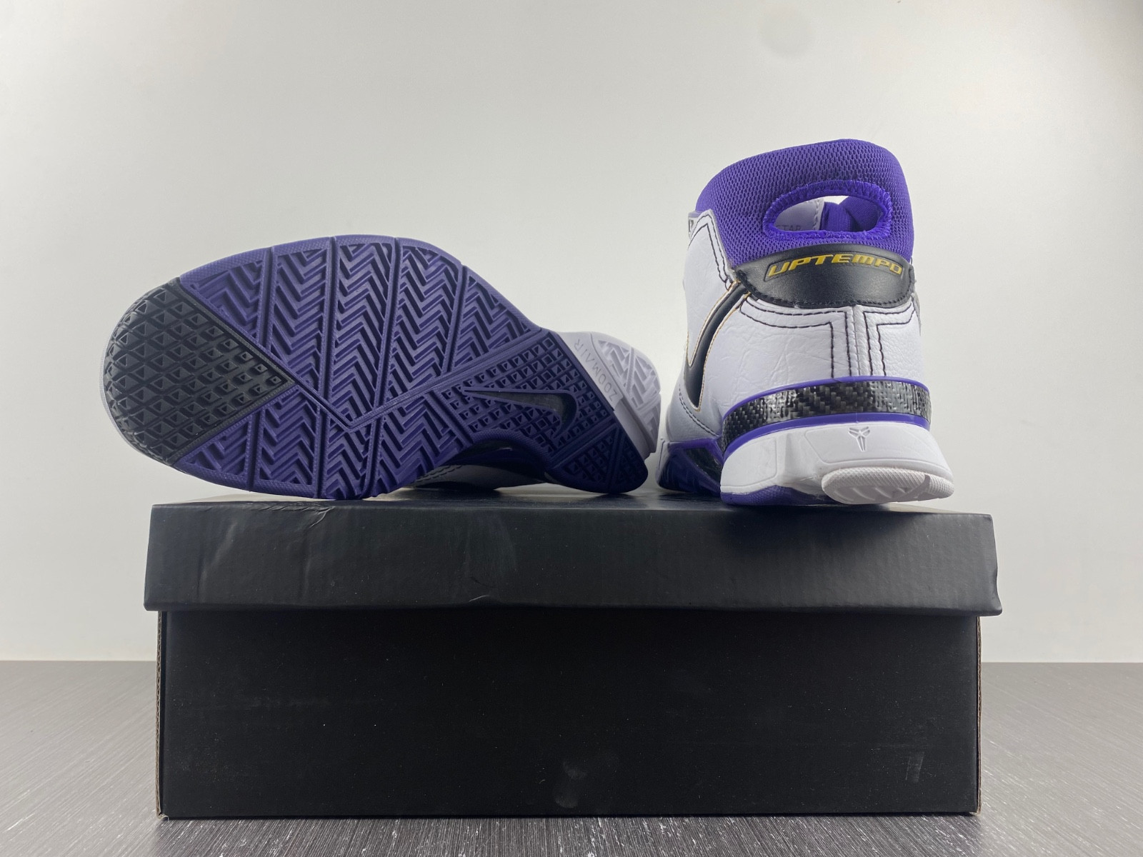 nike kobe 1 protro 81 pt game - aq2728-105