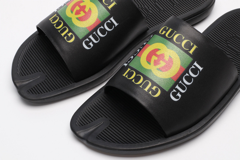 G*u*i slides all black with "G*u*i"