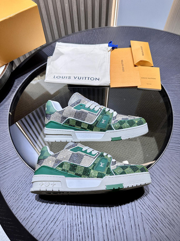 lwe sneaker