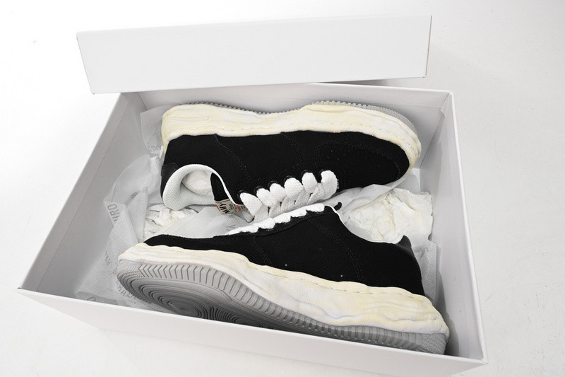 mmy sneaker 0043