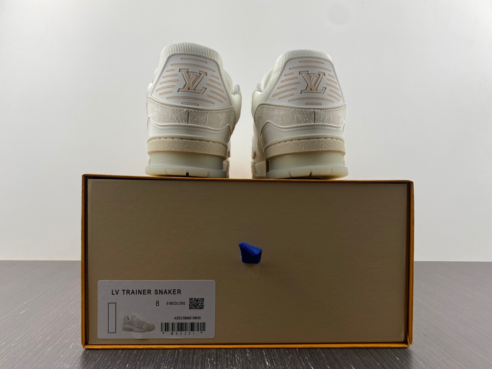 lwe sneaker