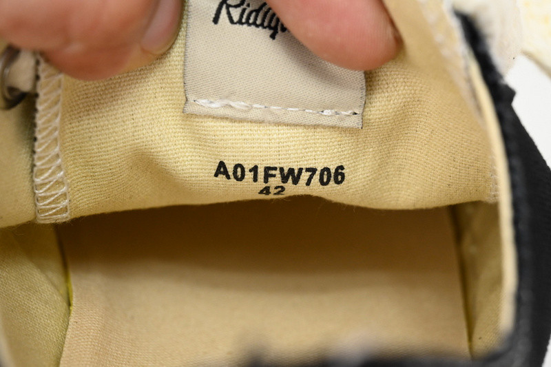 mmy sneaker 0029