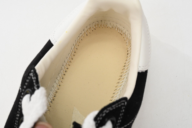 mmy sneaker 0037