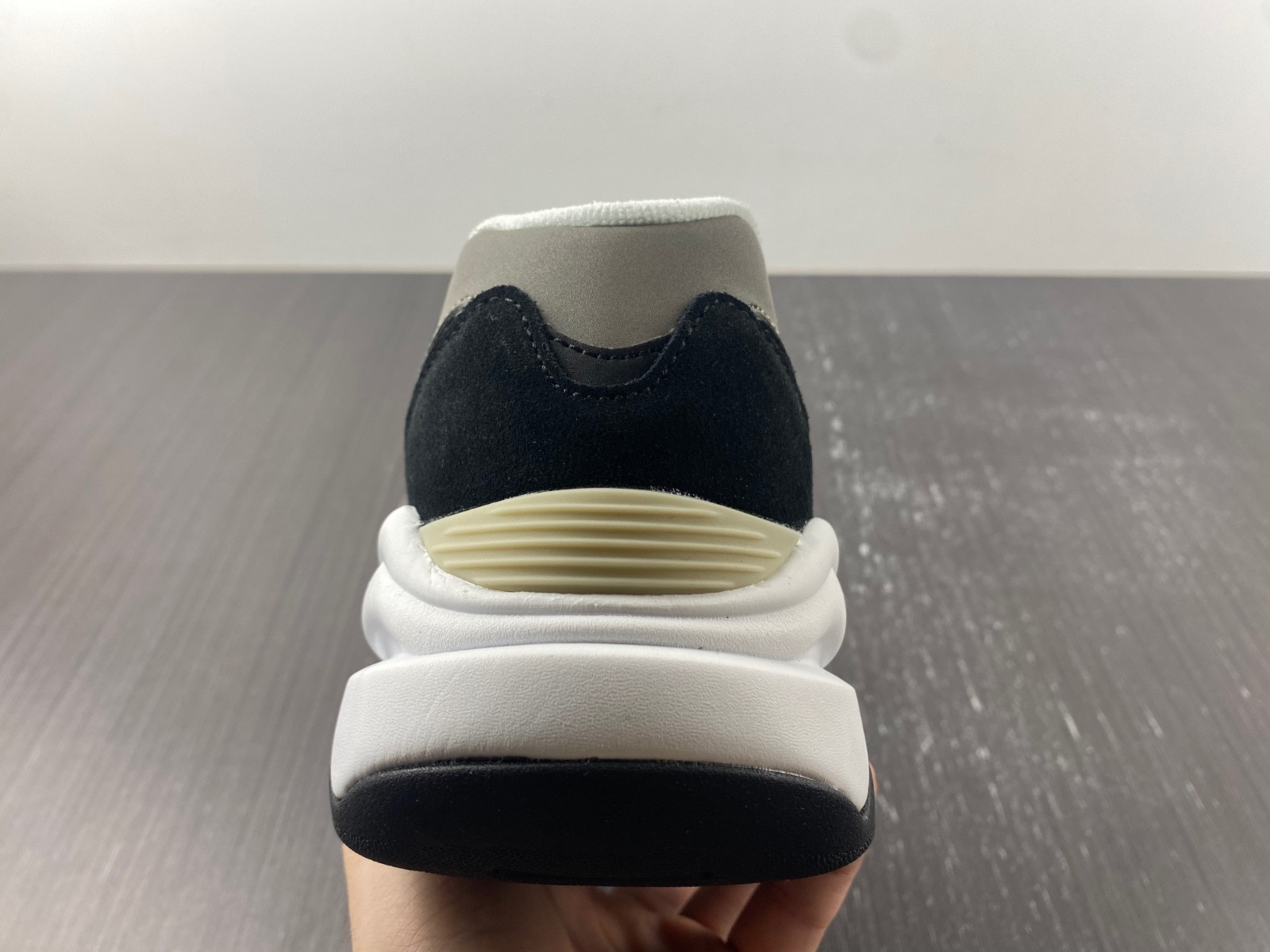 new Ba1an*e 57/40 