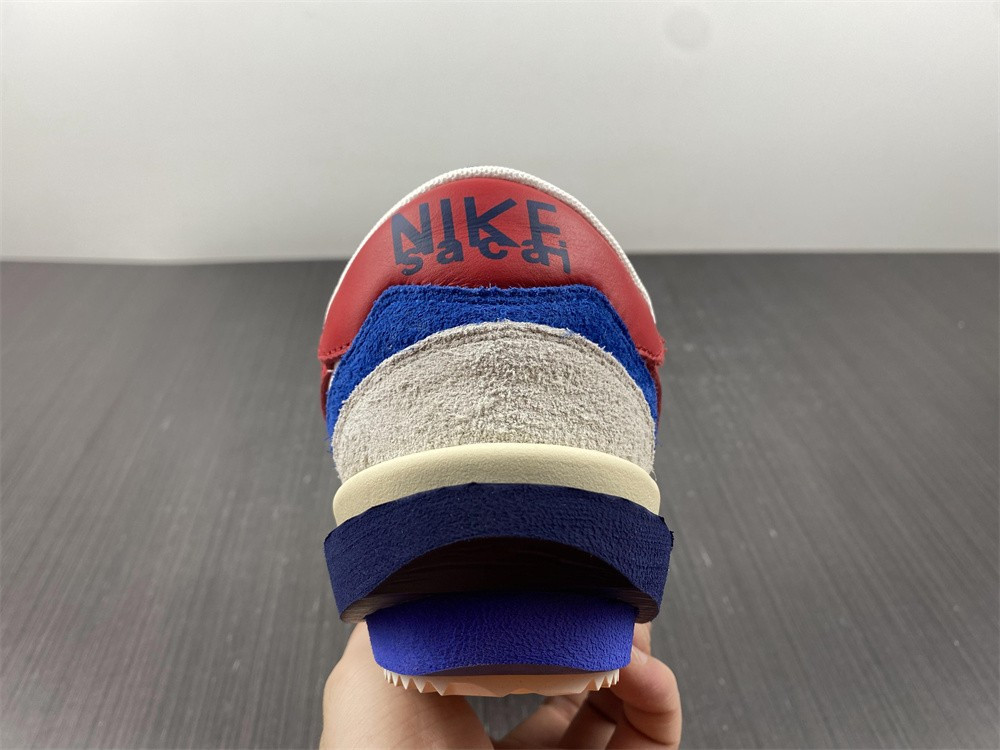 nike zoom cortez sp sacai white university red blue dq0581-100