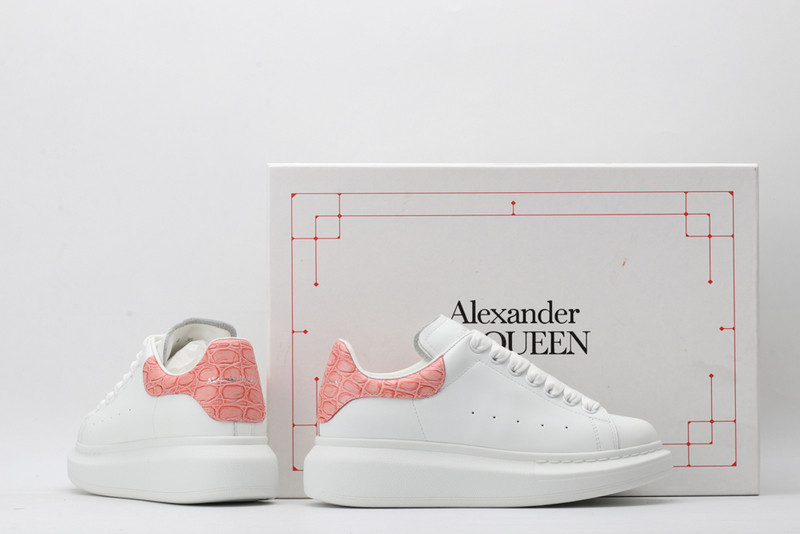 a1exa*der Mcqv*en