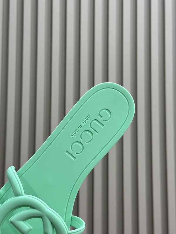 guci slides