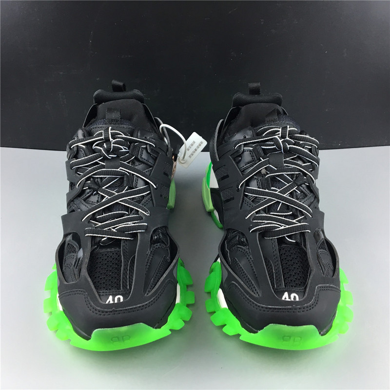 Ba*len*cia*ga sneaker tess.s black with green sole