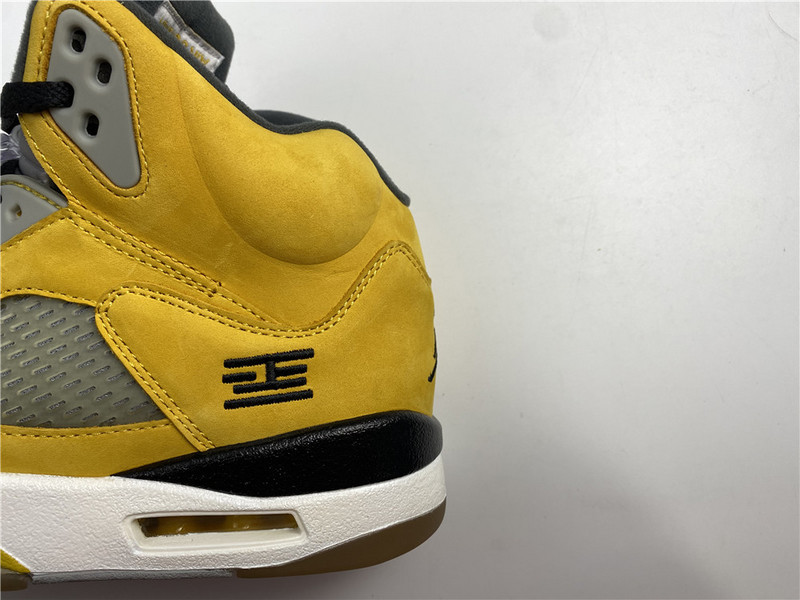air jordan tokyo 454783-701