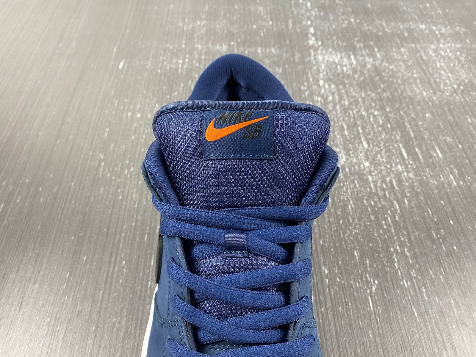 nike sb dunk low navy black gum men