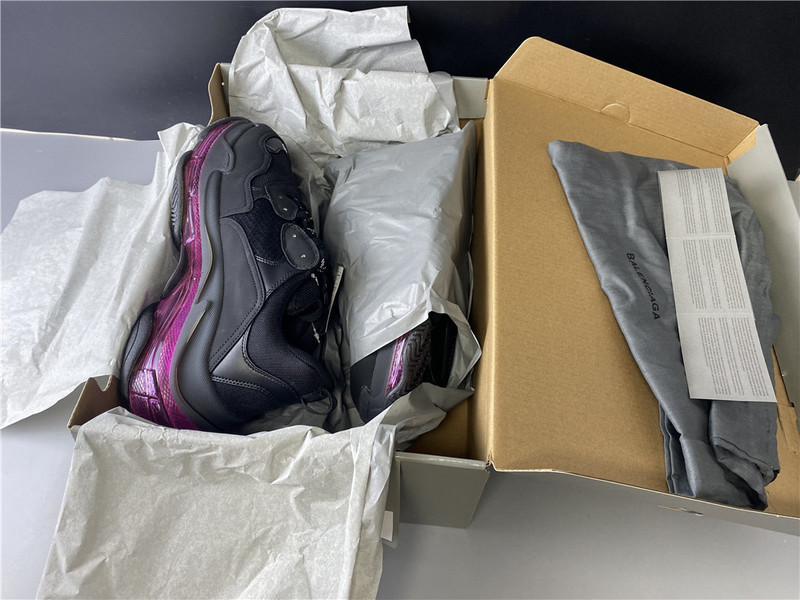 Ba*len*cia*ga triple s black sneaker