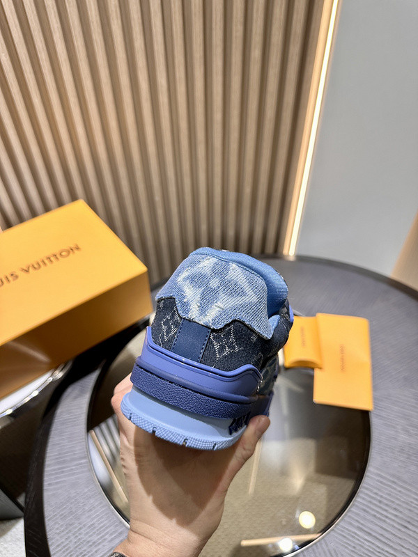 lwe sneaker