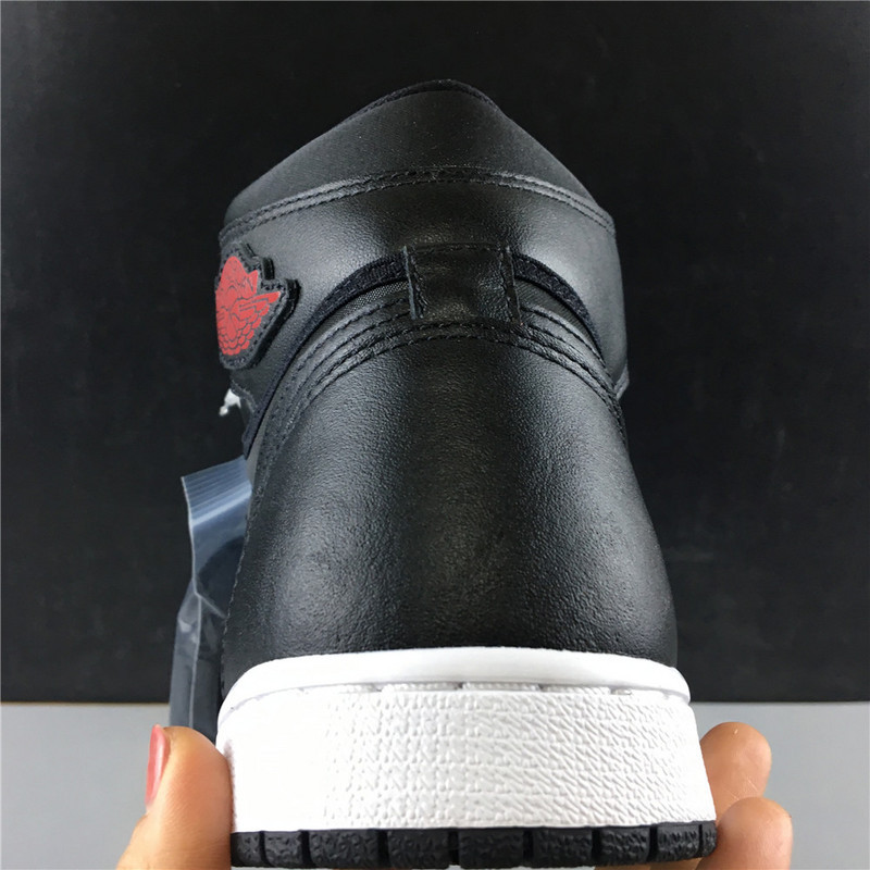 jordan 1 retro high black gym red black 555088-060