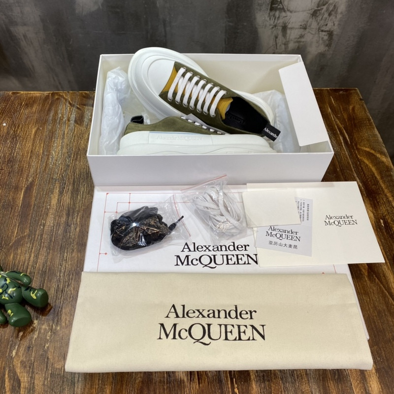 alex mcq