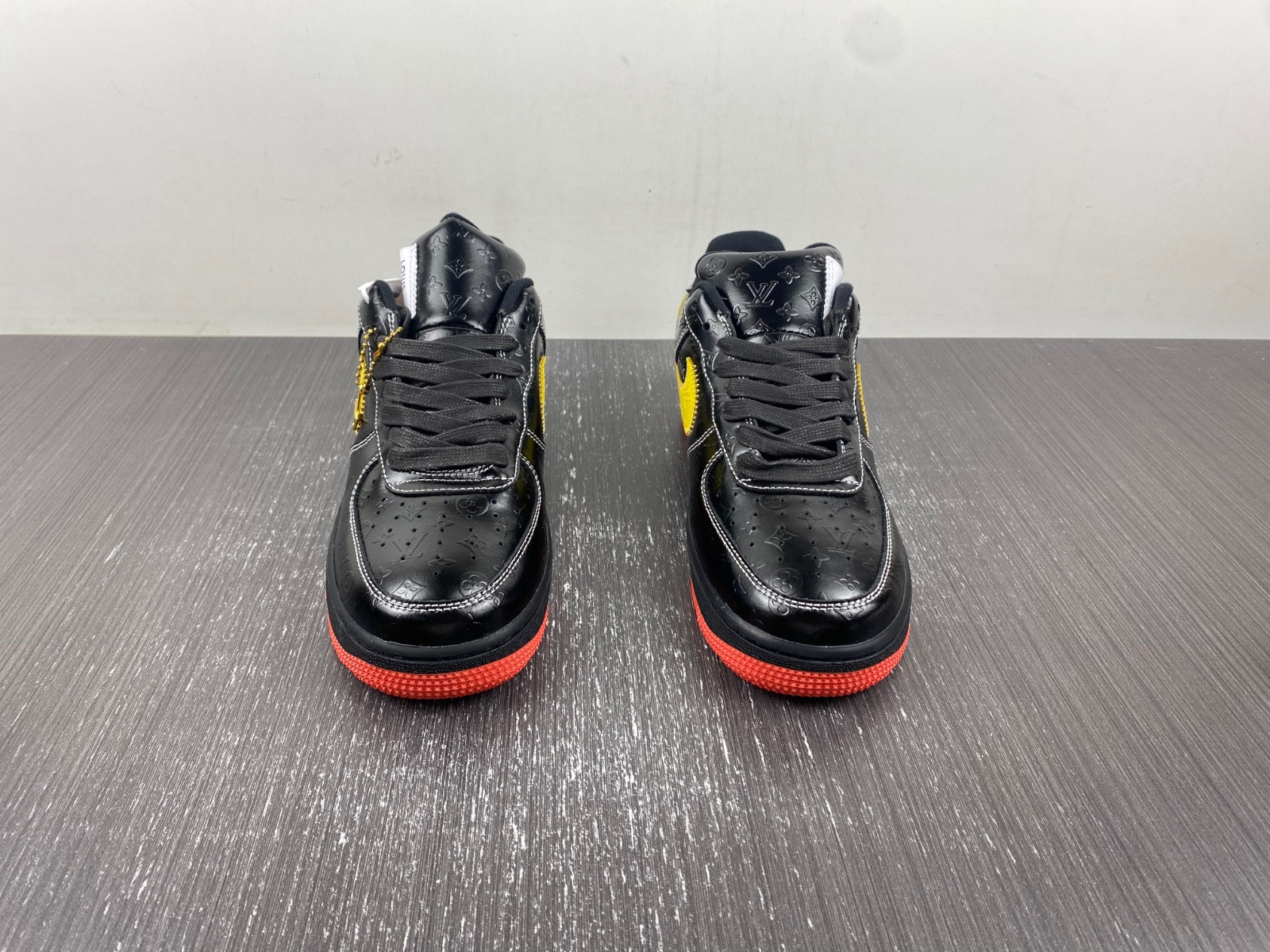 lwe sneaker