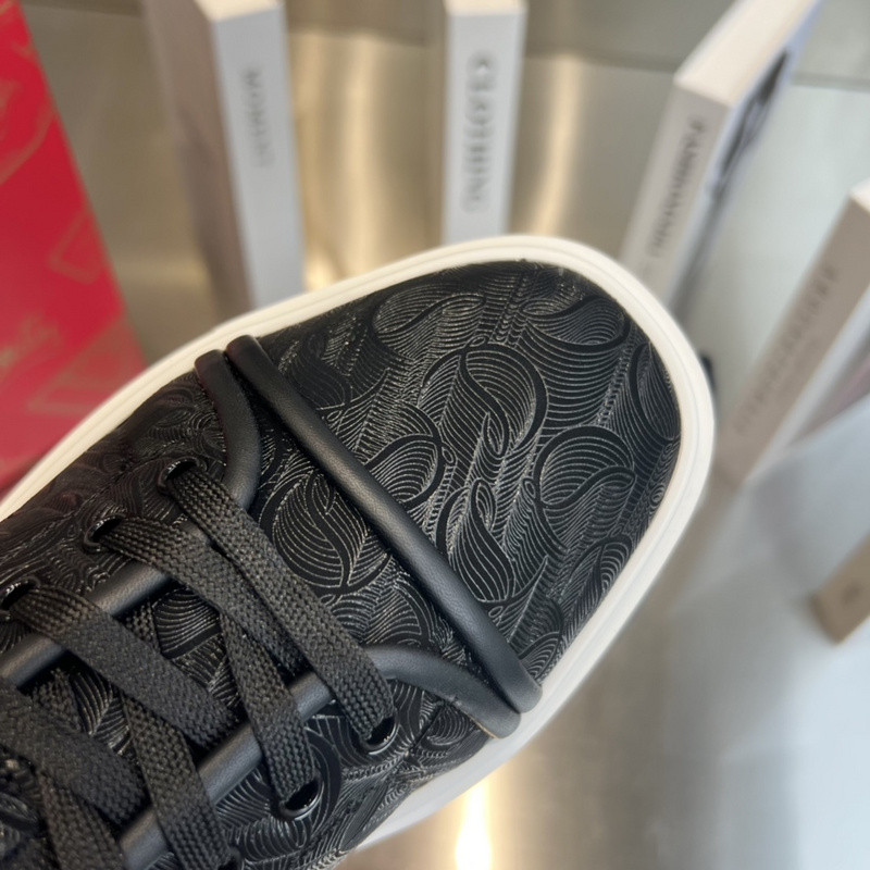 loubouton sneaker