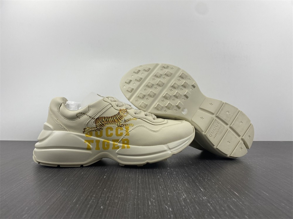 G*u*i sneaker