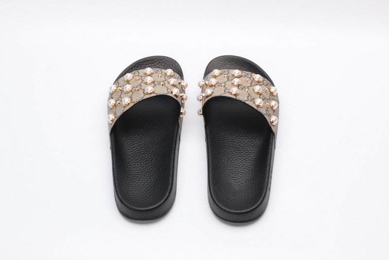 G*u*i slides pearl