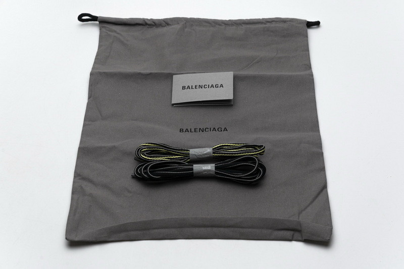 Ba*len*cia*ga track 3.0.silver green