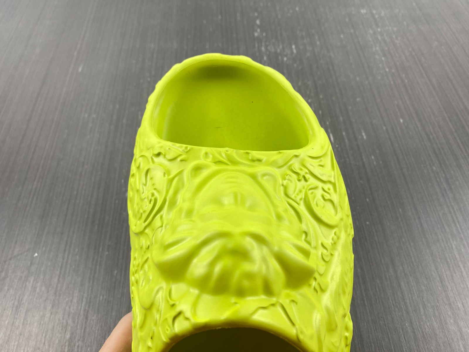 versece slipper