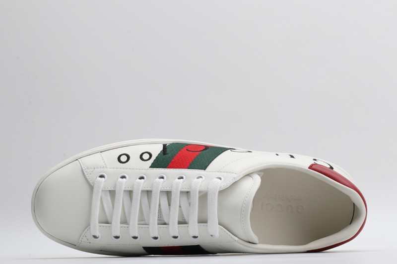 G*u*i sneaker