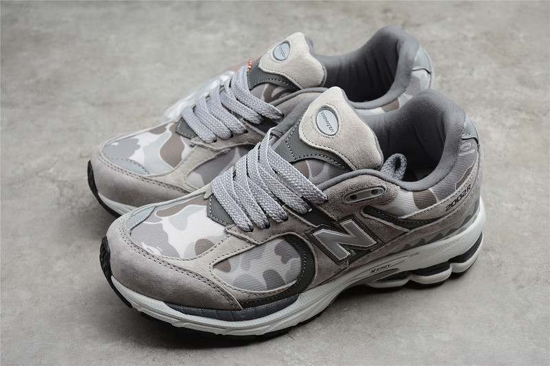 new Ba1an*e 2002r bape grey men