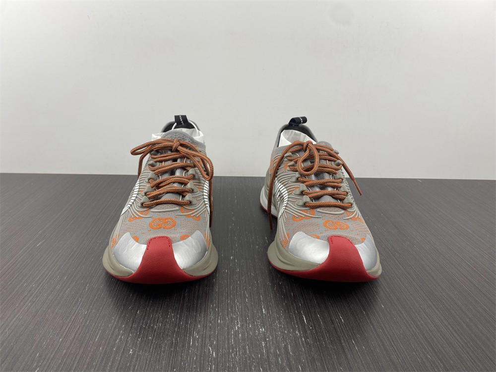 guci sneaker