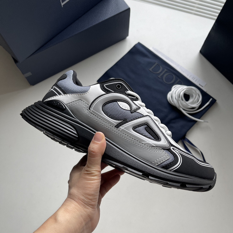 D*or b30 sneaker
