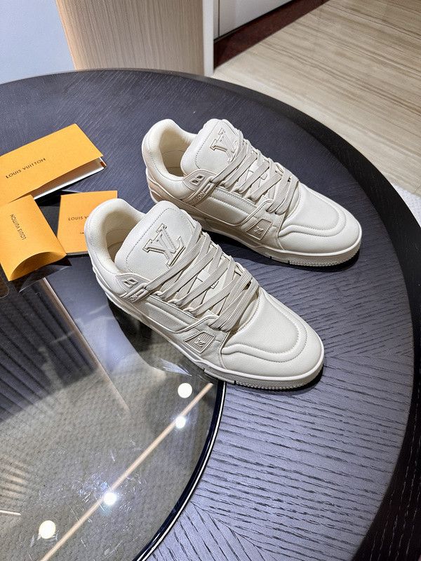 lwe sneaker