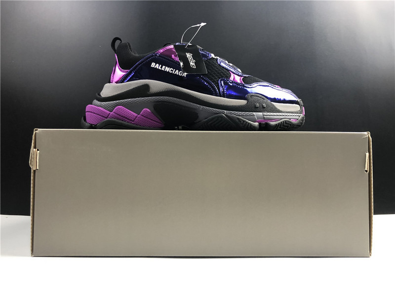 Ba*len*cia*ga triple s