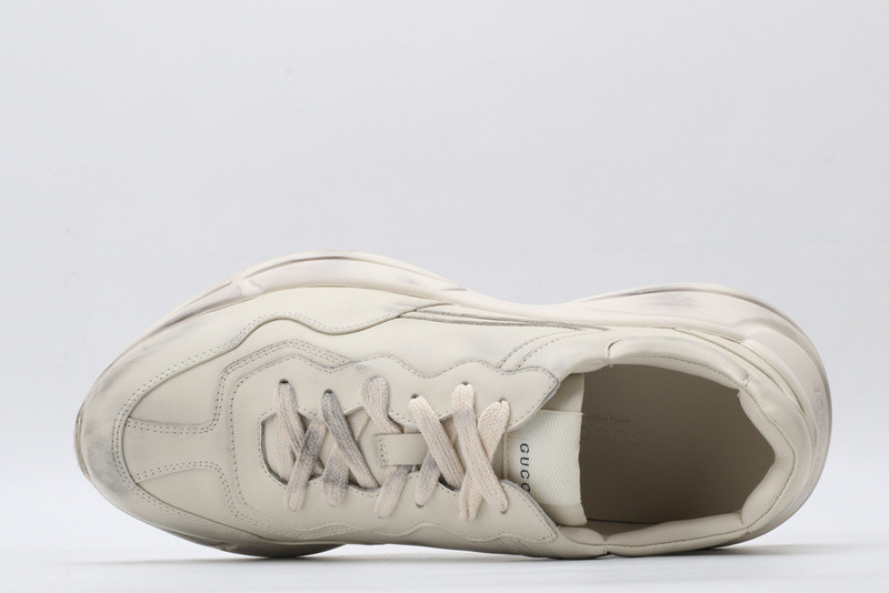 G*u*i ace embroidered low-top sneaker white